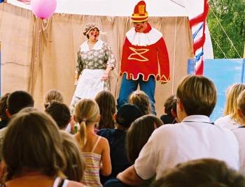 Photo of Punch & Judy taken by Steve Bryant